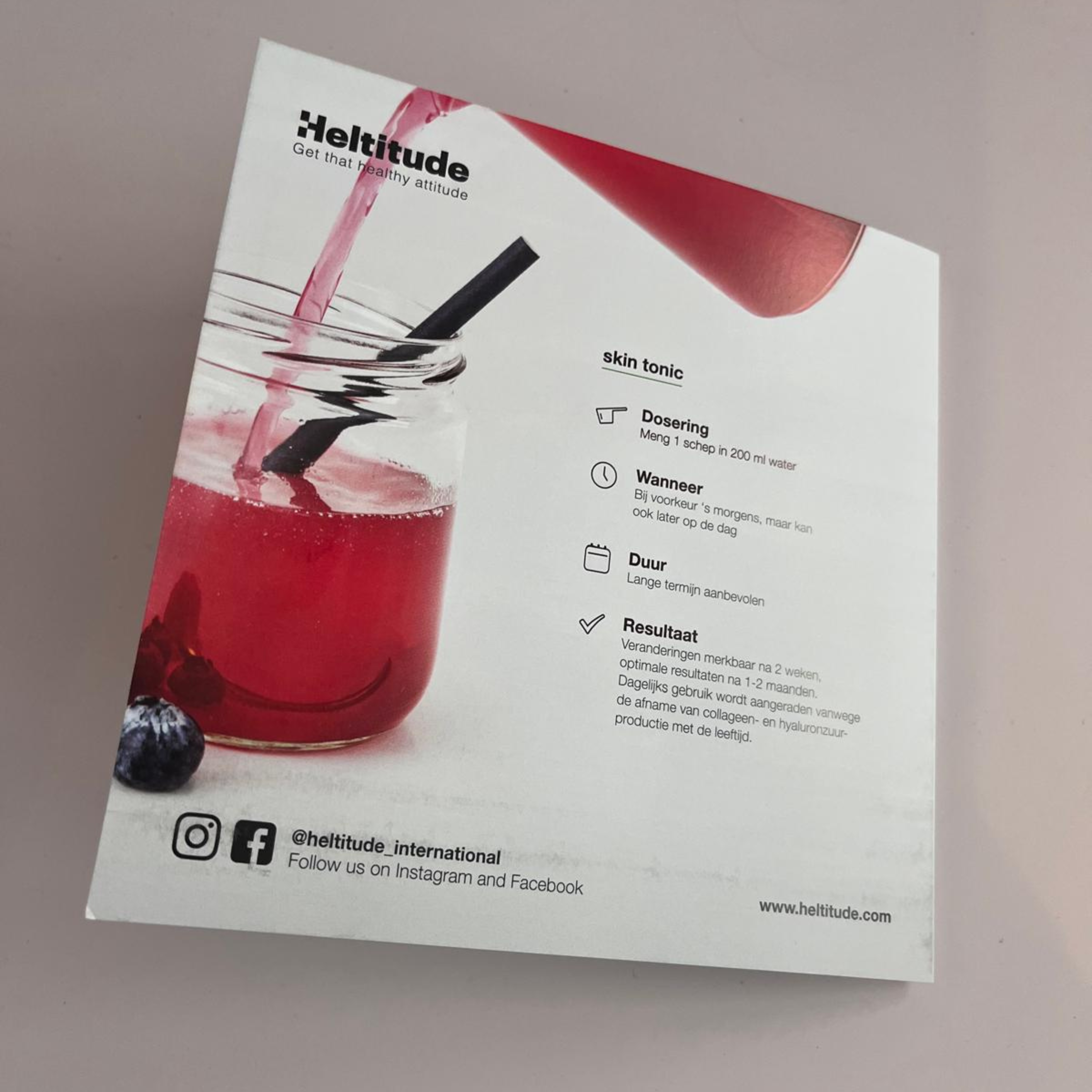 skin tonic brochures (10 stuks)