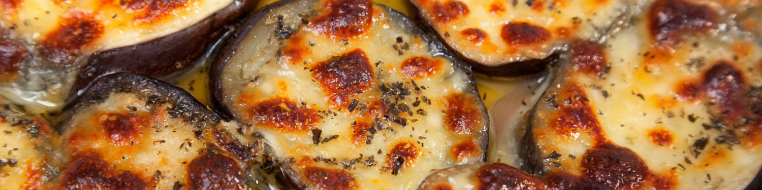 Gegrilde miso aubergine met mozzarella